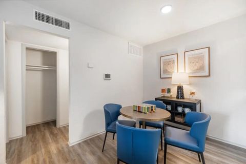 Photo of 11715 S Glen Drive #806-1, Houston, TX 77099 (MLS # 76793622)