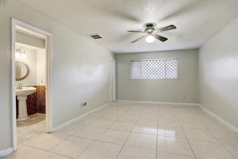 Tiny photo for 12519 N Lima Drive, Houston, TX 77099 (MLS # 88822160)