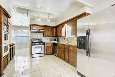 Tiny photo for 12519 N Lima Drive, Houston, TX 77099 (MLS # 88822160)