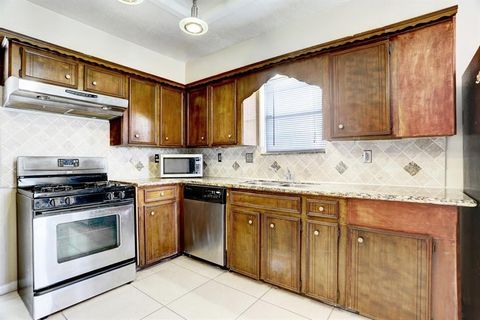 Tiny photo for 12519 N Lima Drive, Houston, TX 77099 (MLS # 88822160)