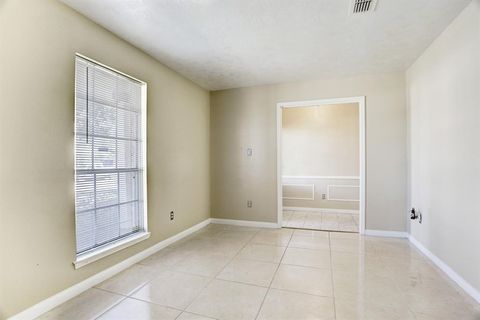 Tiny photo for 12519 N Lima Drive, Houston, TX 77099 (MLS # 88822160)