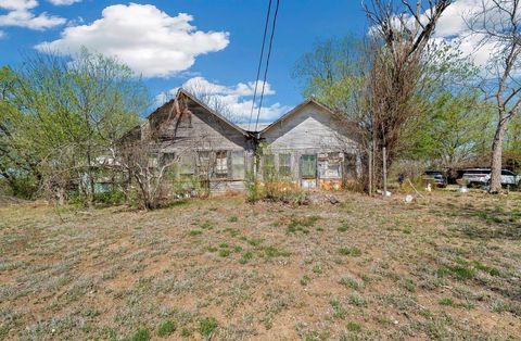 42 S Old Spanish Trail Uhland TX 78640