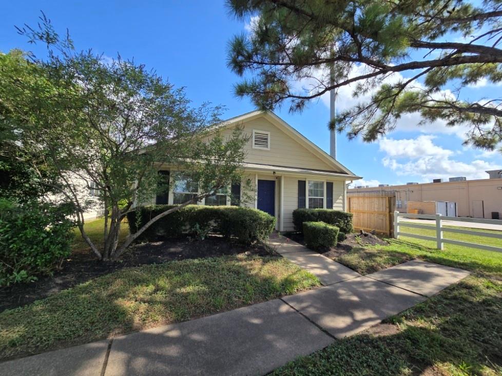 6106 Elton Knolls Street