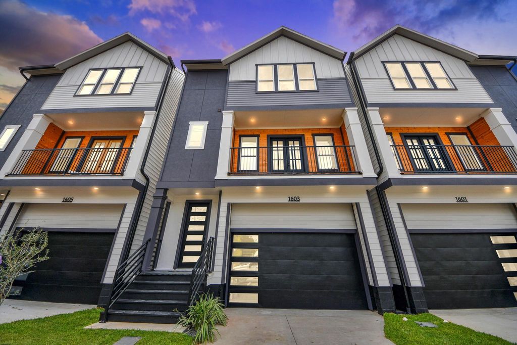 Photo of 1603 Sylvester Road Rd, Houston, TX 77009 (MLS # 83073863)