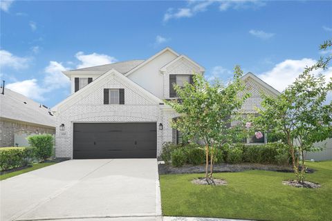 Photo of 10329 S Goshawk Trail, Conroe, TX 77385 (MLS # 32320337)