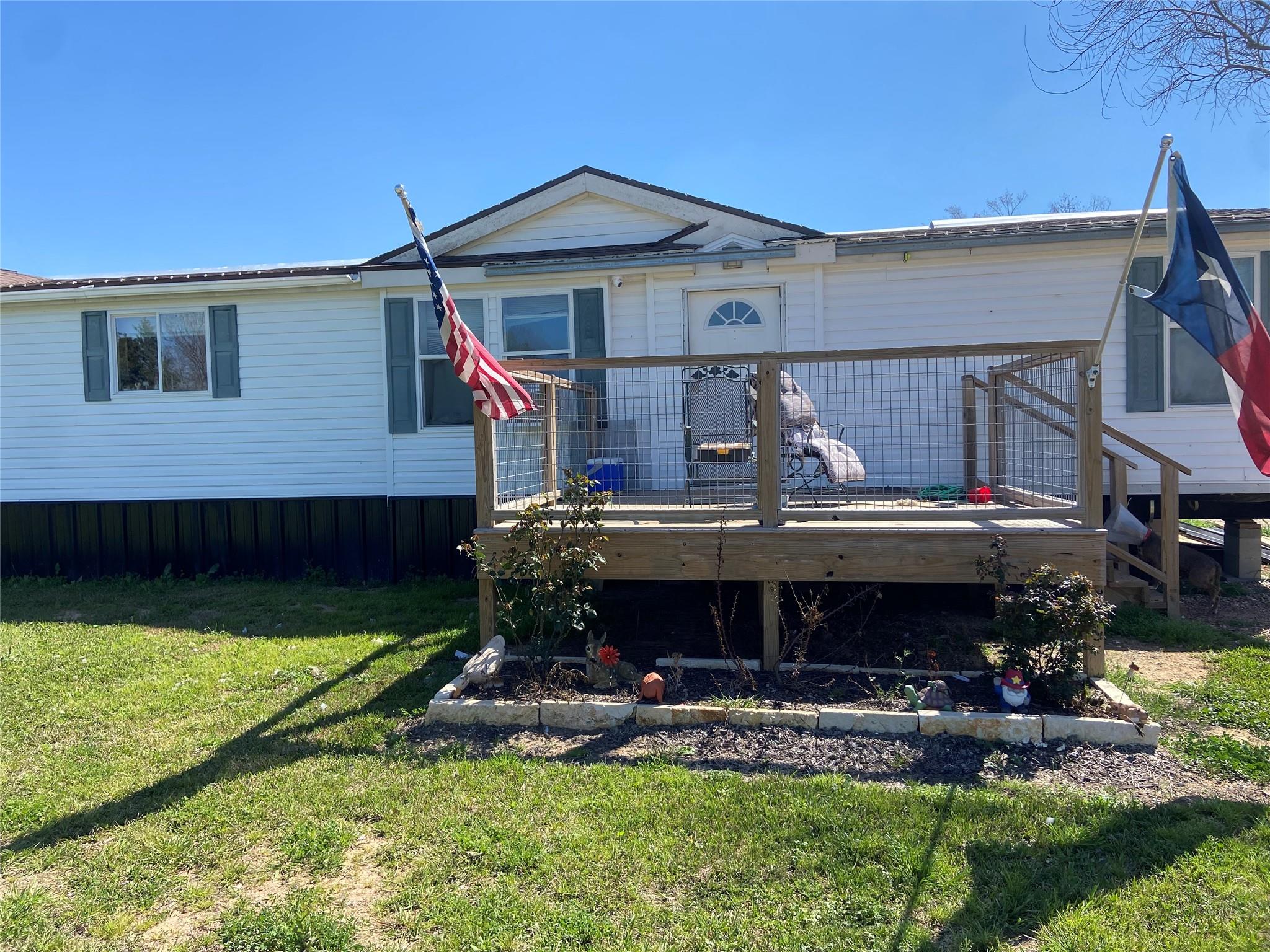 10507 E 159 Highway E