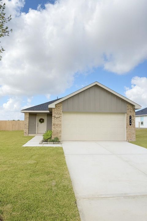 Photo of 1010 Bluegill Lane, Alvin, TX 77511 (MLS # 89664138)
