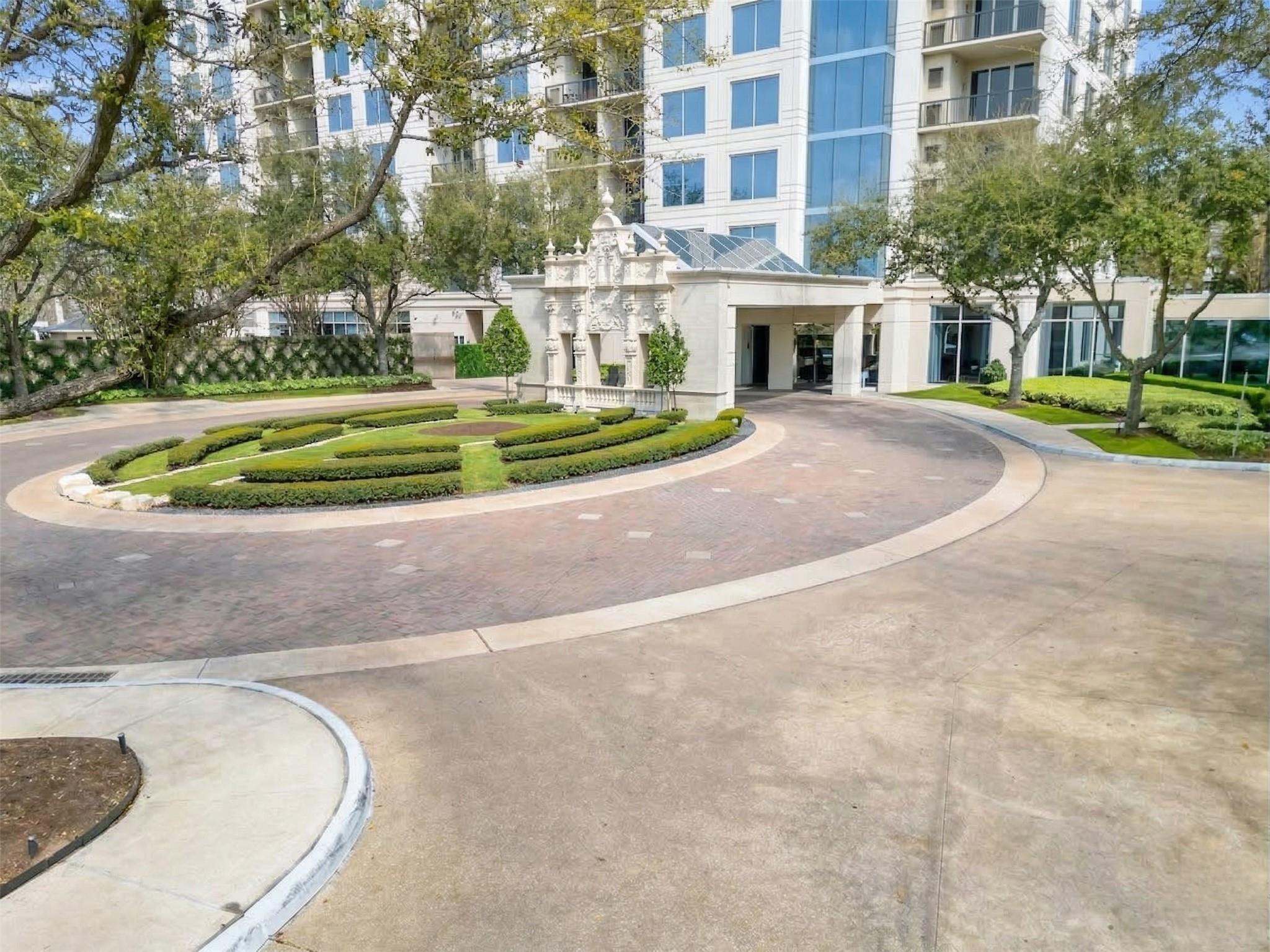 3333 Allen Parkway 406
