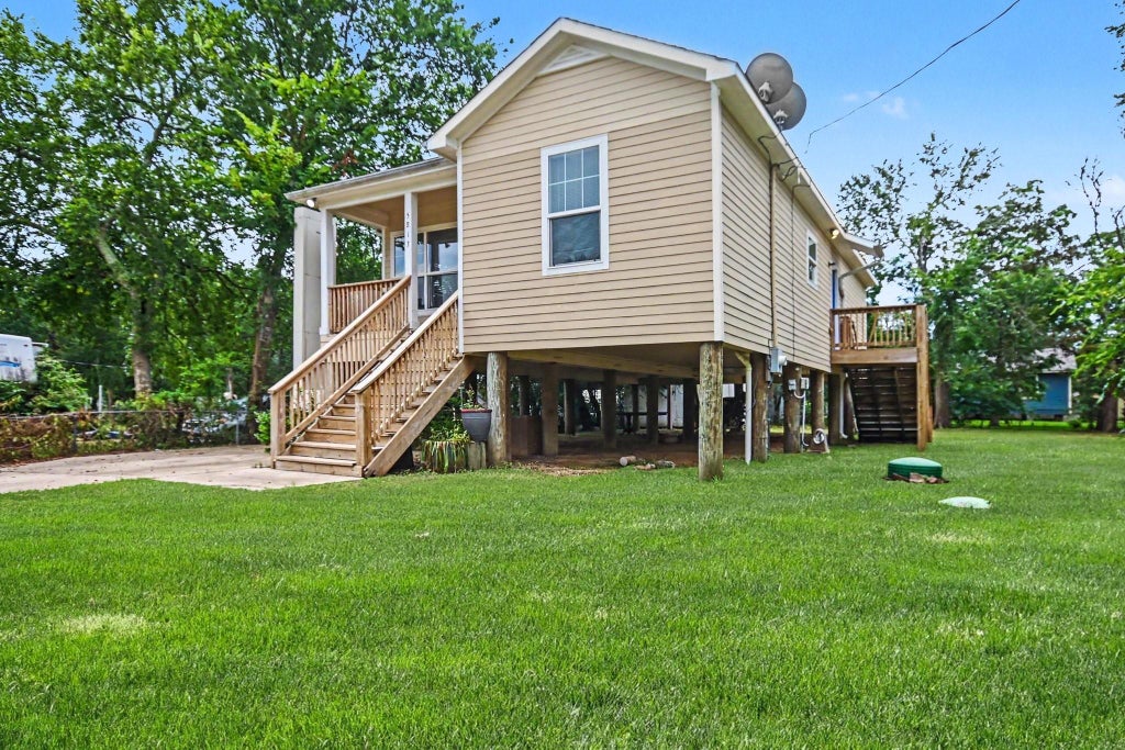 Photo of 5813 David Street, Texas City, TX 77539 (MLS # 20712207)