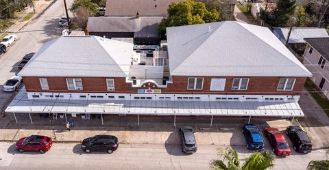 Photo of 1502 39th Street, Galveston, TX 77550 (MLS # 41523616)