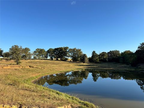 Photo of 1 Rolke Ranch Road, Franklin, TX 77856 (MLS # 75049922)