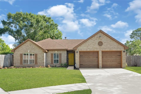 Homes For Sale - 8607 Wood Drift Court<br/> La Porte, TX 77571
