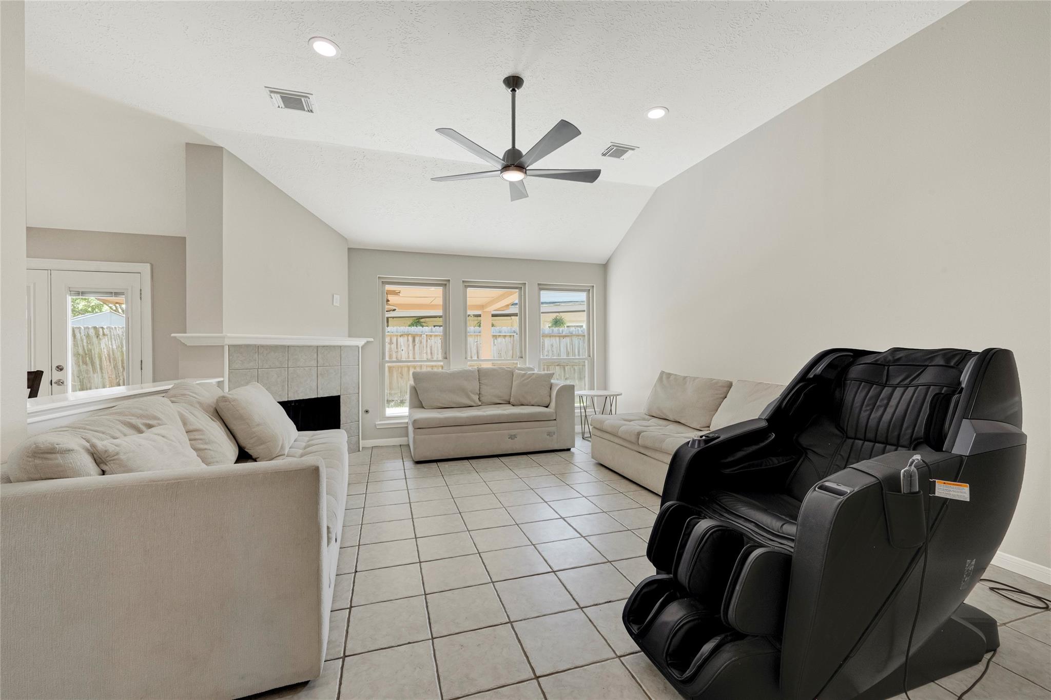 8607 Wood Drift Court