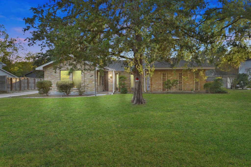 Photo of 639 Ames Street, Spring, TX 77373 (MLS # 84184560)