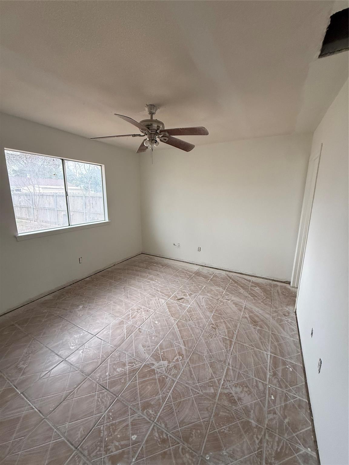 5922 Cliff Ridge Drive