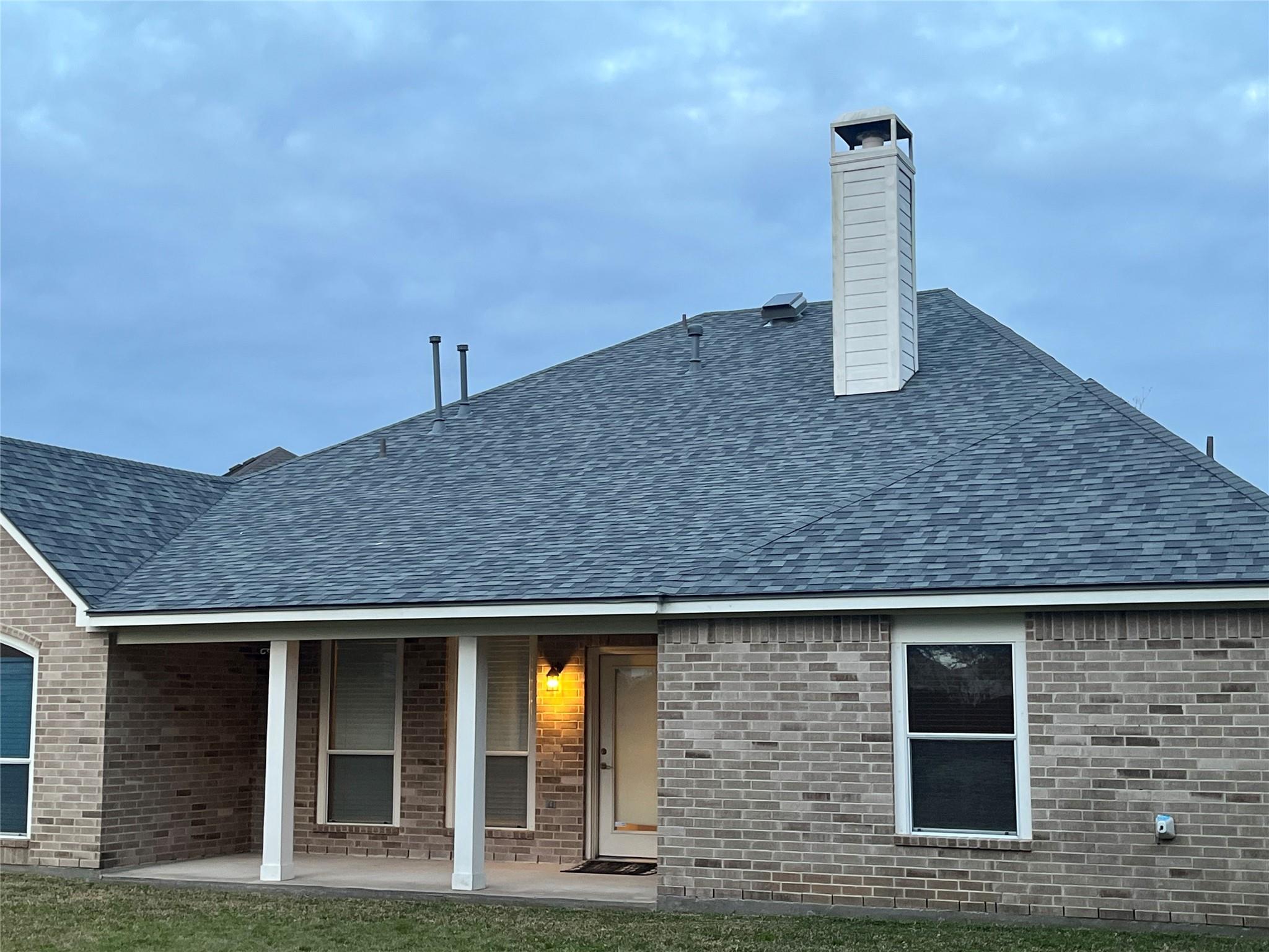 2904 Lakemist Court