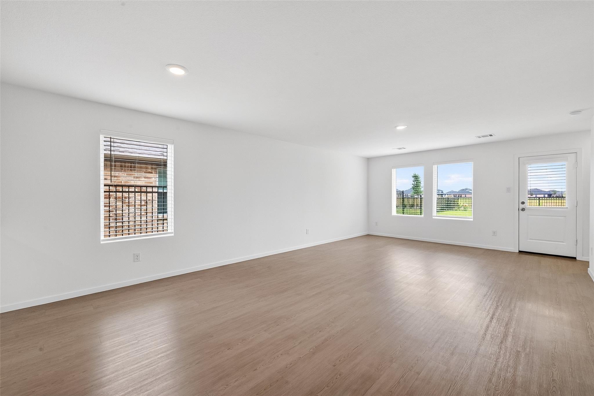 27703 Seascape Village Drive