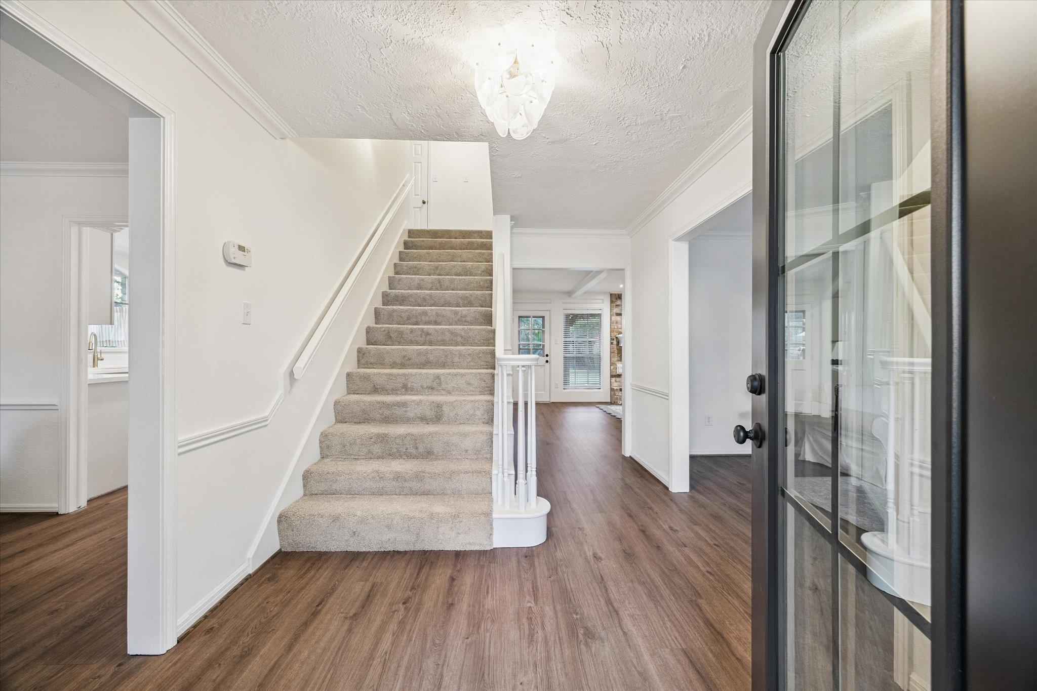 3011 Redwood Lodge Drive