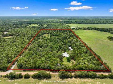 Photo of 8023 N Old Smithville Road, Smithville, TX 78957 (MLS # 72957238)