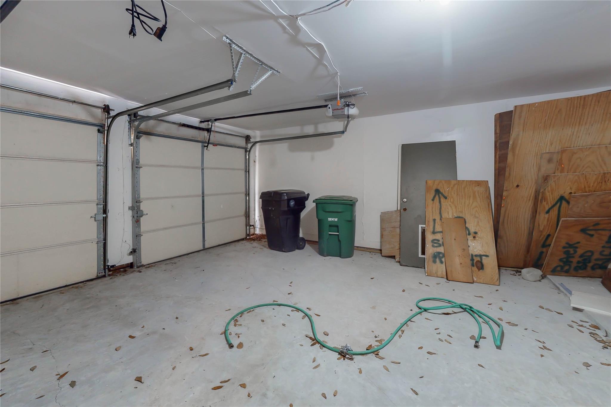 5338 Creekbend Drive