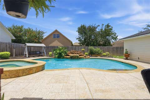 Tiny photo for 6515 Ray Road, Pasadena, TX 77505 (MLS # 50561037)