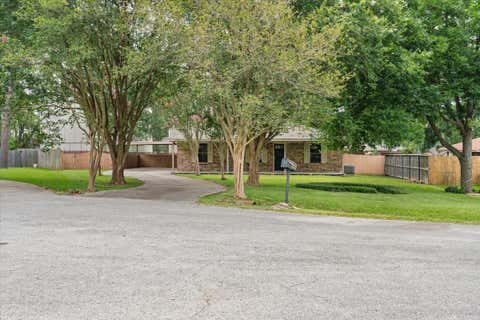 Homes For Rent - 222 Cool Cove<br/> Montgomery, TX 77356