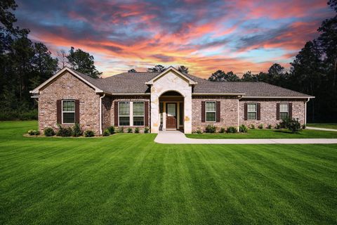 Photo of 120 Sanctuary Road, Huntsville, TX 77340 (MLS # 76743111)