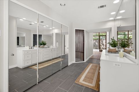 Tiny photo for 147 Valley Drive, Liberty, TX 77575 (MLS # 67022398)