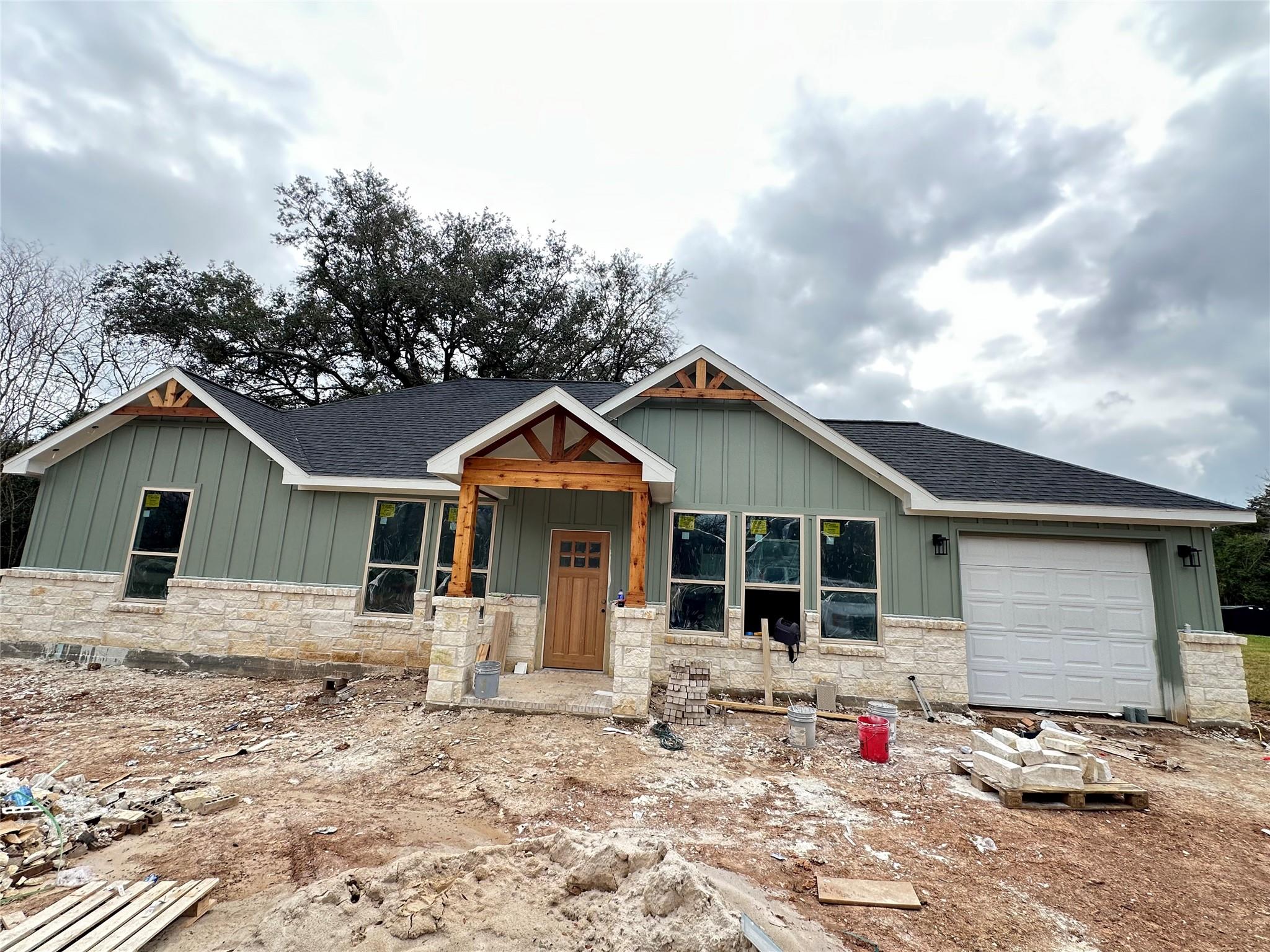 3910 Sunrise Lane