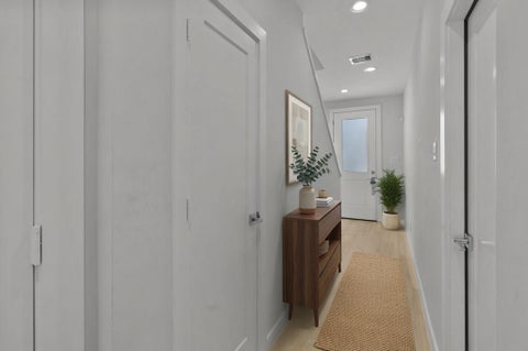 Tiny photo for 825 Martin Street, Houston, TX 77018 (MLS # 43909073)