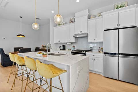 Tiny photo for 825 Martin Street, Houston, TX 77018 (MLS # 43909073)