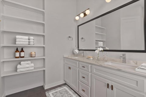 Tiny photo for 825 Martin Street, Houston, TX 77018 (MLS # 43909073)