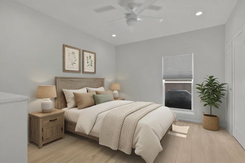 Tiny photo for 825 Martin Street, Houston, TX 77018 (MLS # 43909073)