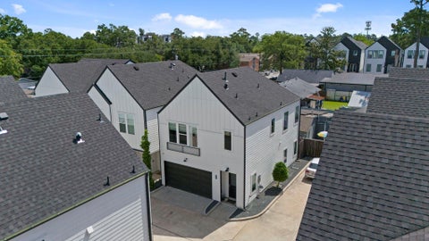 Tiny photo for 825 Martin Street, Houston, TX 77018 (MLS # 43909073)