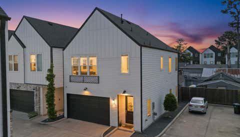 Tiny photo for 825 Martin Street, Houston, TX 77018 (MLS # 43909073)