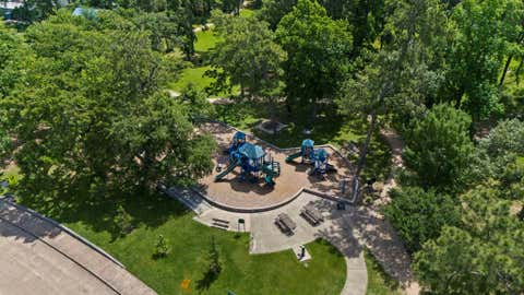 Tiny photo for 825 Martin Street, Houston, TX 77018 (MLS # 43909073)