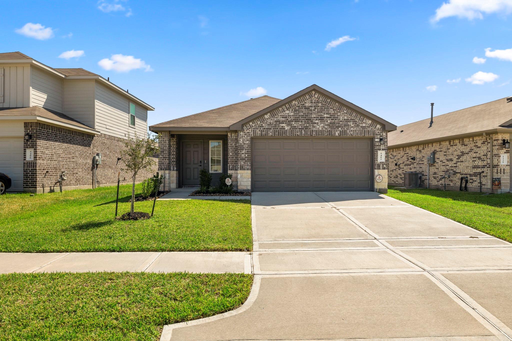 5402 Auburn Gardens Ct