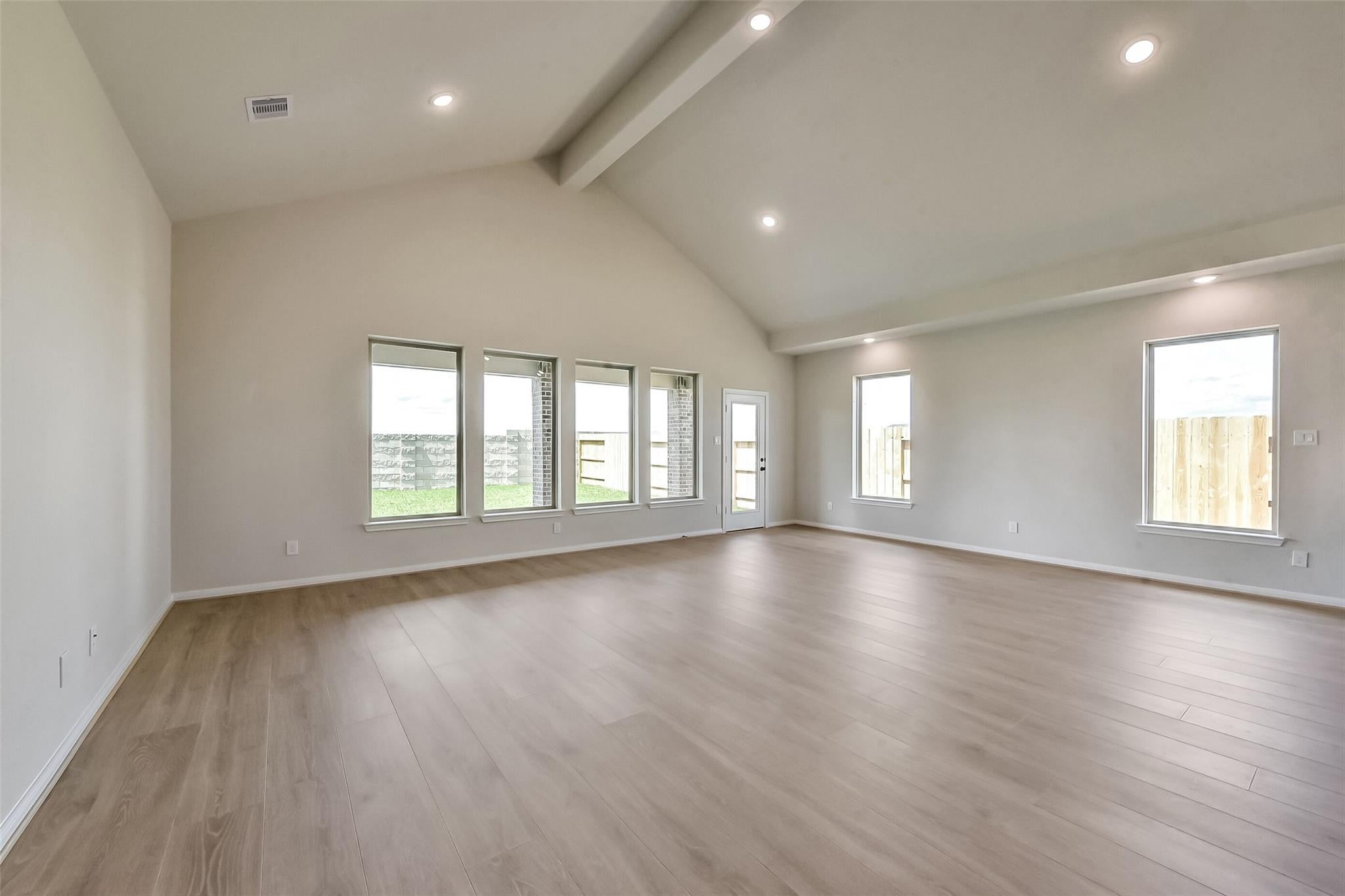 3552 Mount Scenery Lane