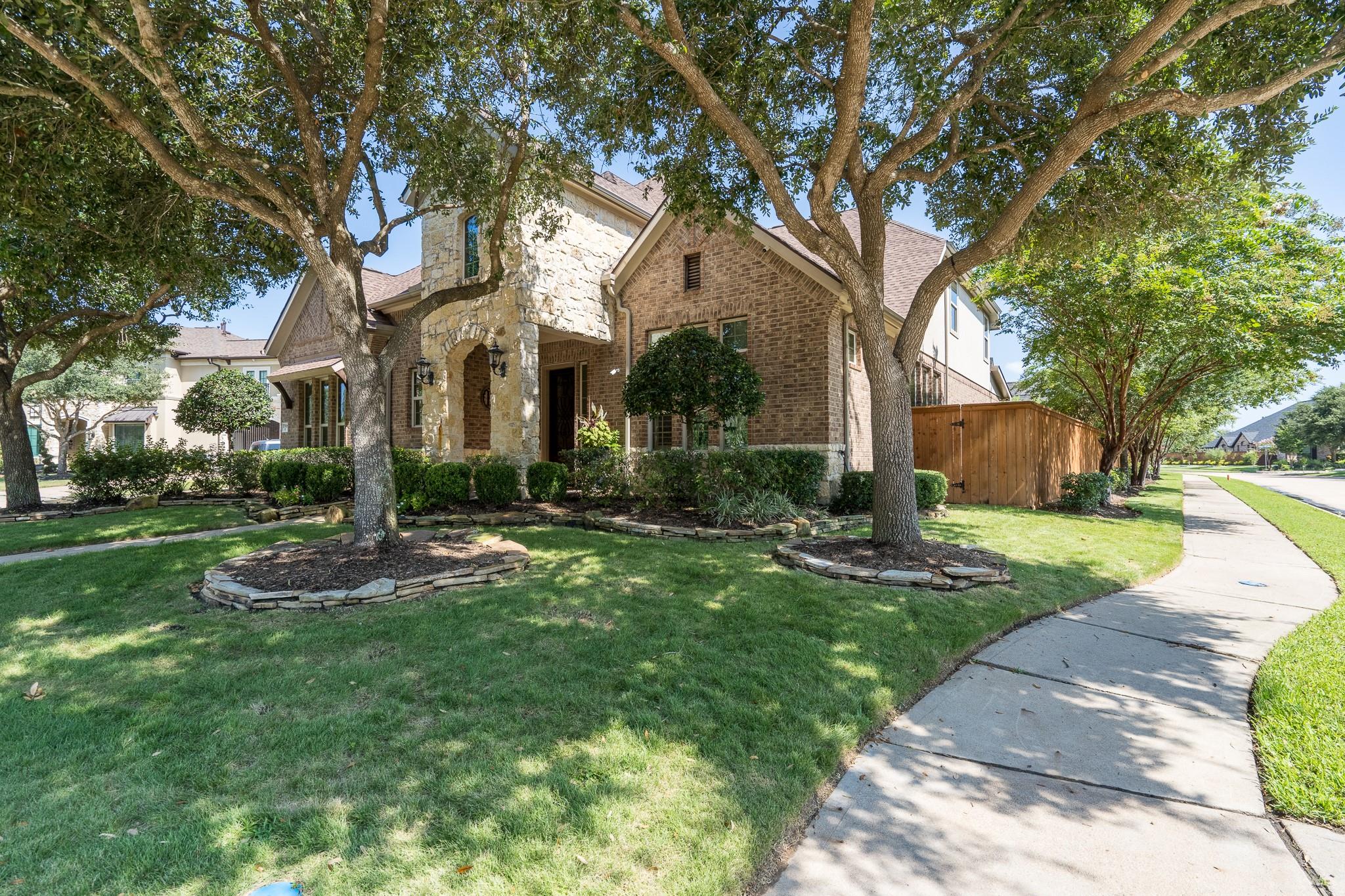 17918 Lake Nocona Court