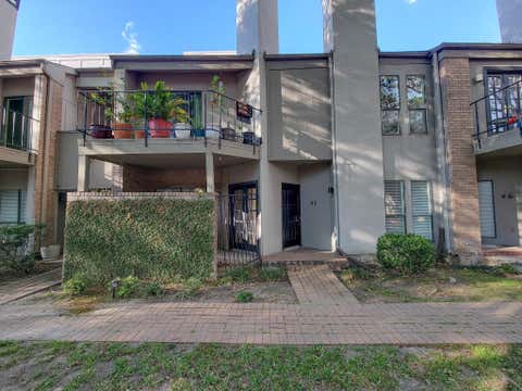 Photo of 10811 Richmond Avenue #47, Houston, TX 77042 (MLS # 82916394)
