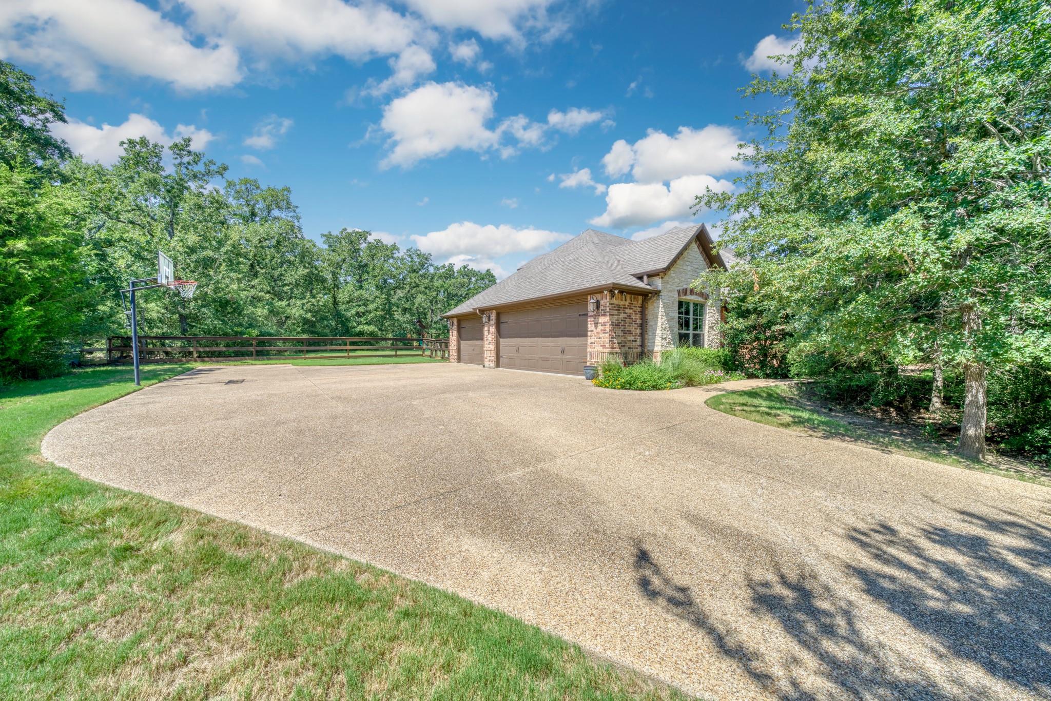18580 Kiowa Cove