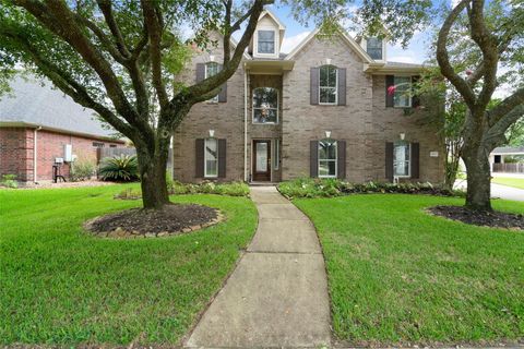 2829 Fairway Drive Friendswood TX 77546