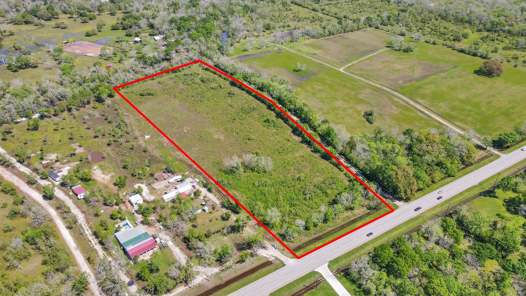 1720 W Fm 1462