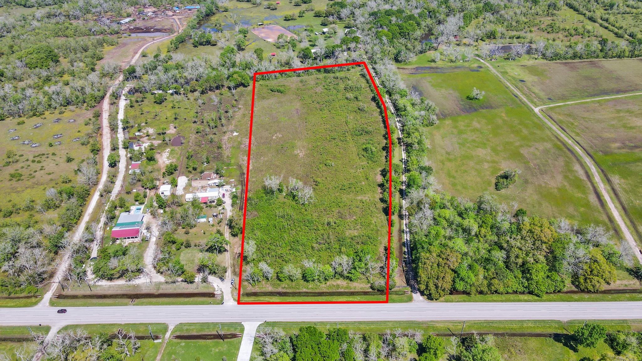 1720 W Fm 1462