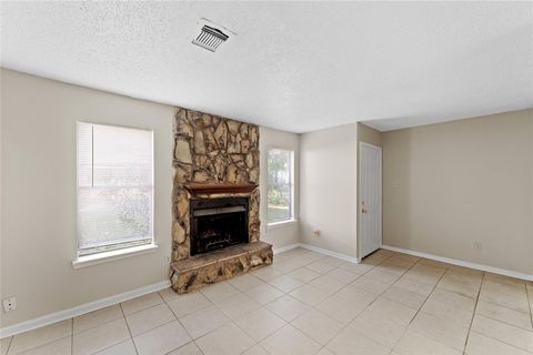 Photo of 5810 Twisted Pine Court #E, Houston, TX 77039 (MLS # 16320718)