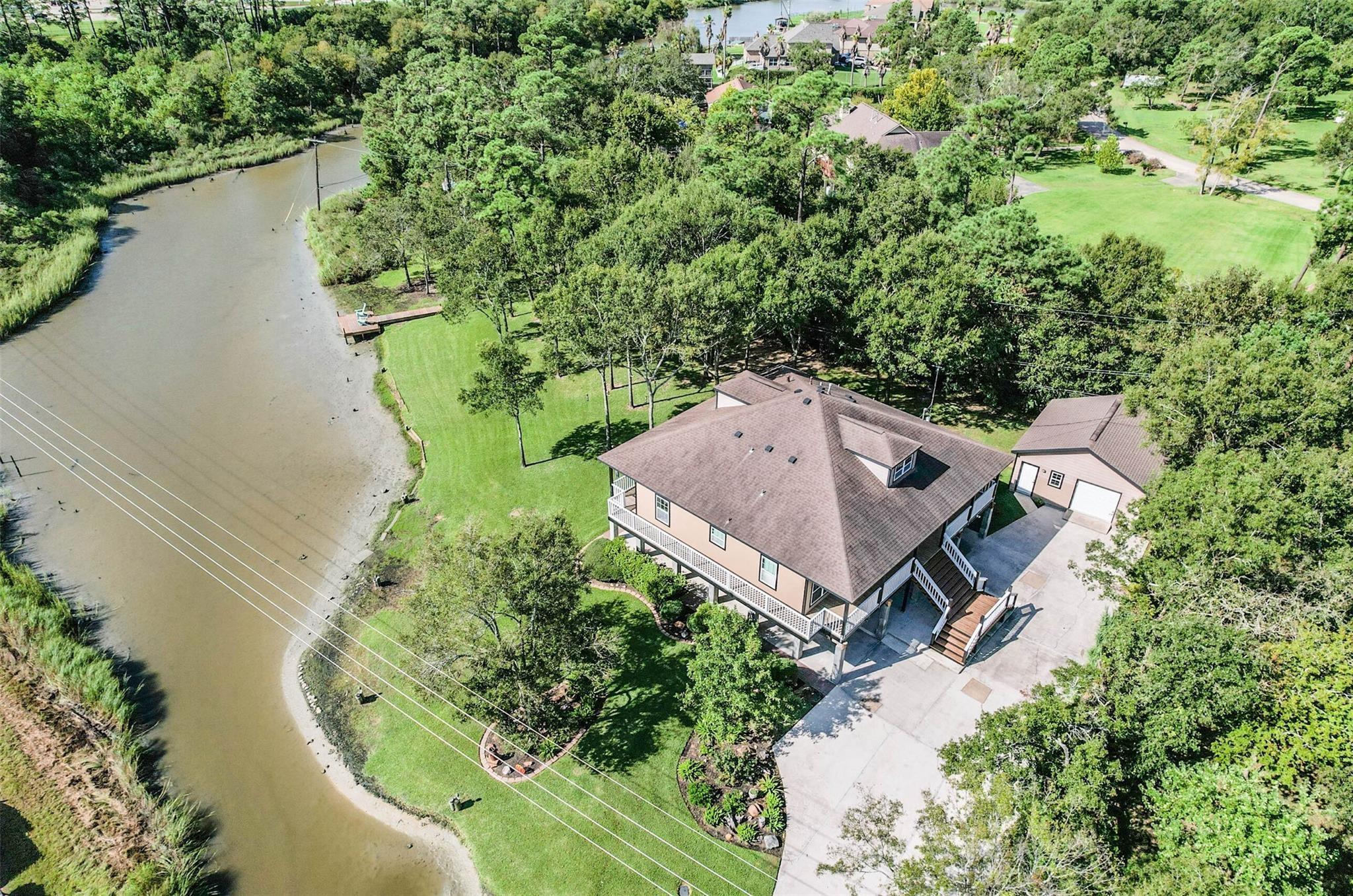 3530 Highway 146 S
