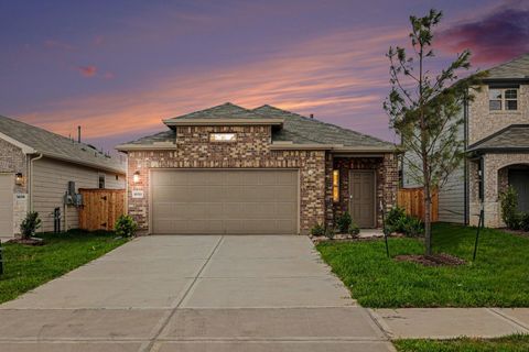 Photo of 10723 Sora Drive, Conroe, TX 77378 (MLS # 91382683)