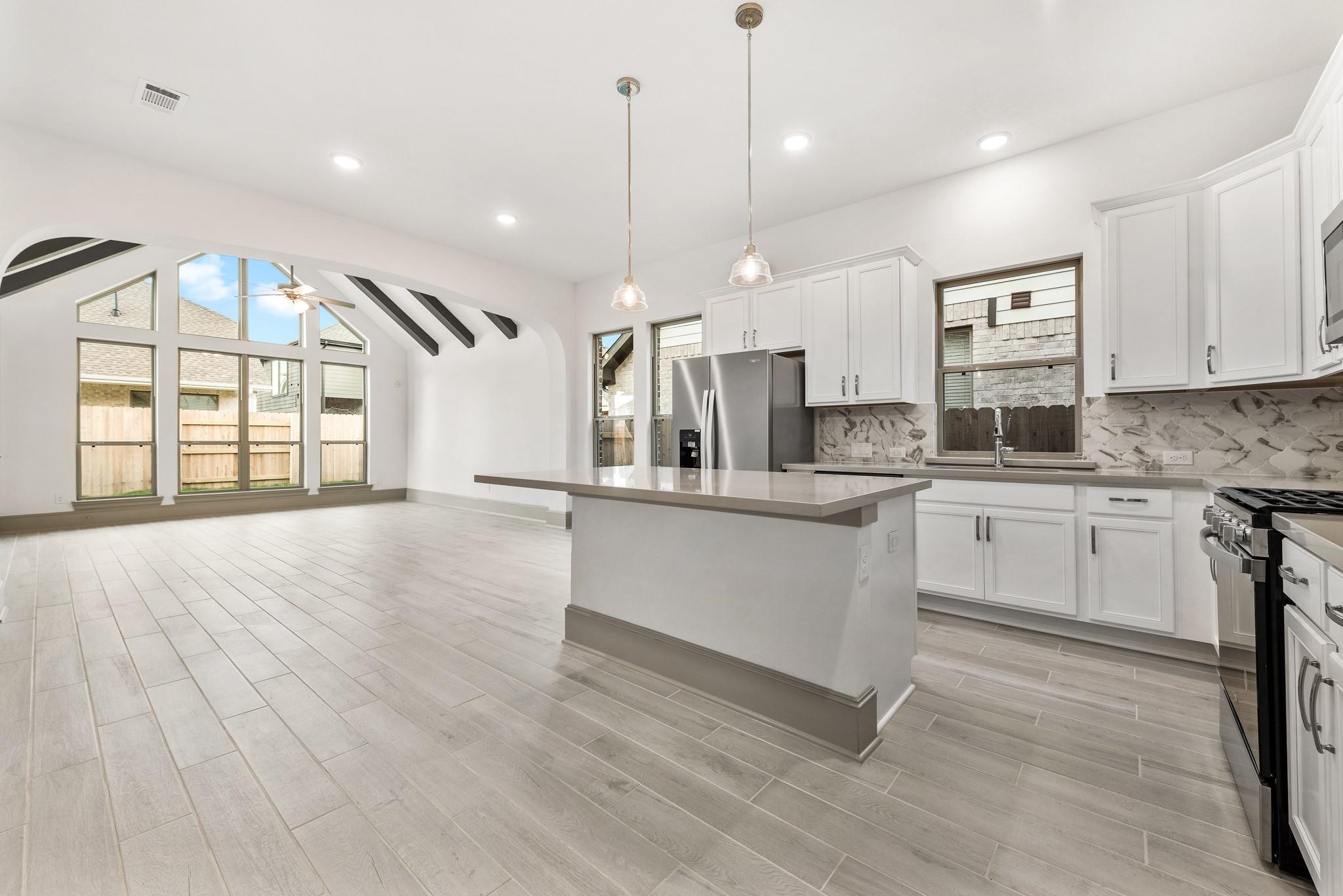 7023 Winterberry Glen Lane