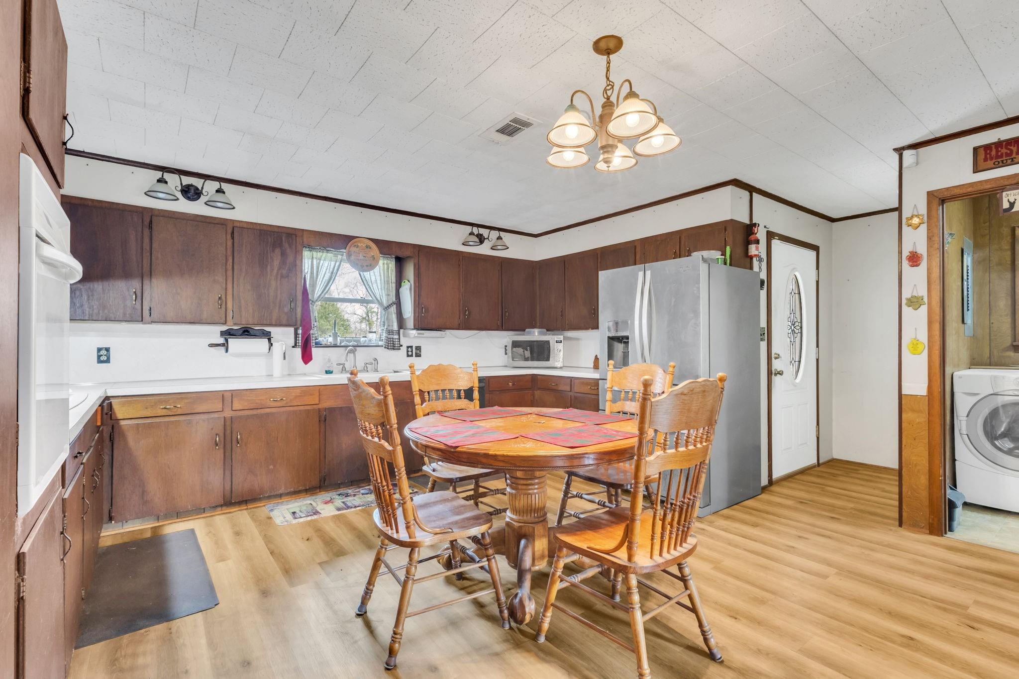 642 County Road 4335