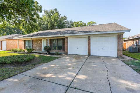 Photo of 7015 Pine Vista Lane, Houston, TX 77092 (MLS # 90494597)